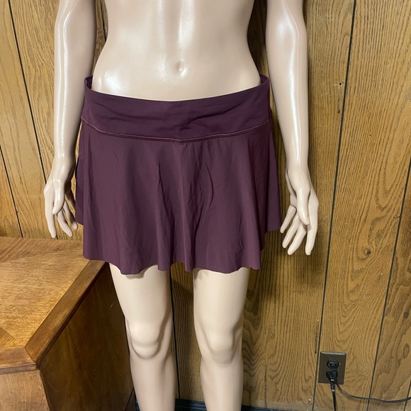 Lululemon"Quick Pace Skirt-(13") Dark Adobe - Picture 6 of 16